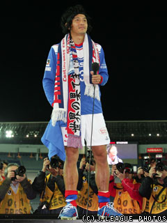 ���c����́u3�v�i�v���� ���lM�AJ1�ŏ�