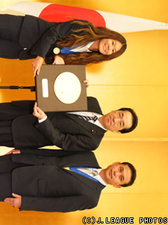 �Ȃł����A�ւ�ƐӔC�� �c�̂ŏ��̎�܂ɂ��d��