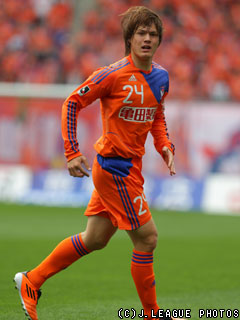 ���䍂���V���c�b�g�� �T�b�J�[U-22���{��\