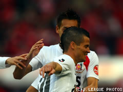 �Y�a���A�A�E�F�C�ŋt�]����