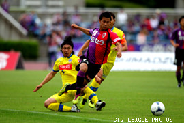 J2��ʍU�h��́A�ǂ�������炸�B���svs�R�`�̓h���[��