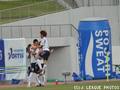 ���lFC�A�i���~�܂炸�B�A����6�ɐL�΂�