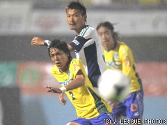 �Ȗ�-���{:��40�߃}�b�`���|�[�g